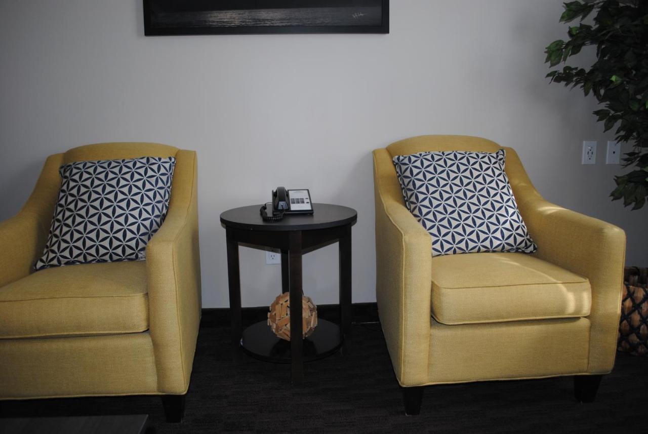 Days Inn & Suites By Wyndham Lindsay Luaran gambar