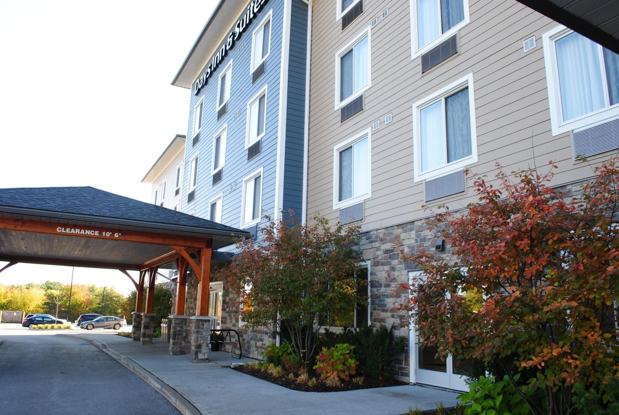 Days Inn & Suites By Wyndham Lindsay Luaran gambar