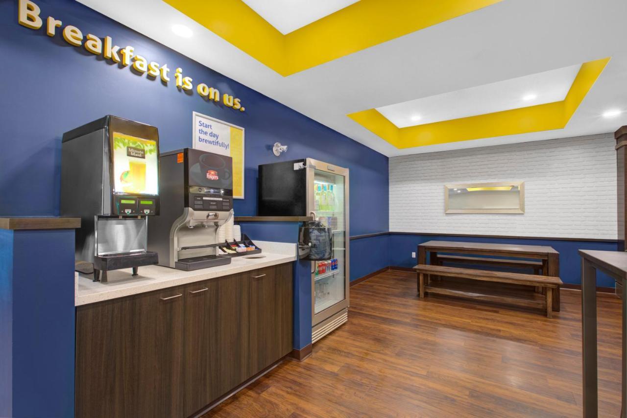 Days Inn & Suites By Wyndham Lindsay Luaran gambar