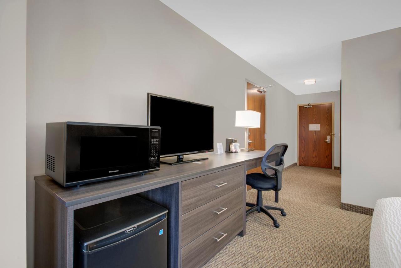 Days Inn & Suites By Wyndham Lindsay Luaran gambar