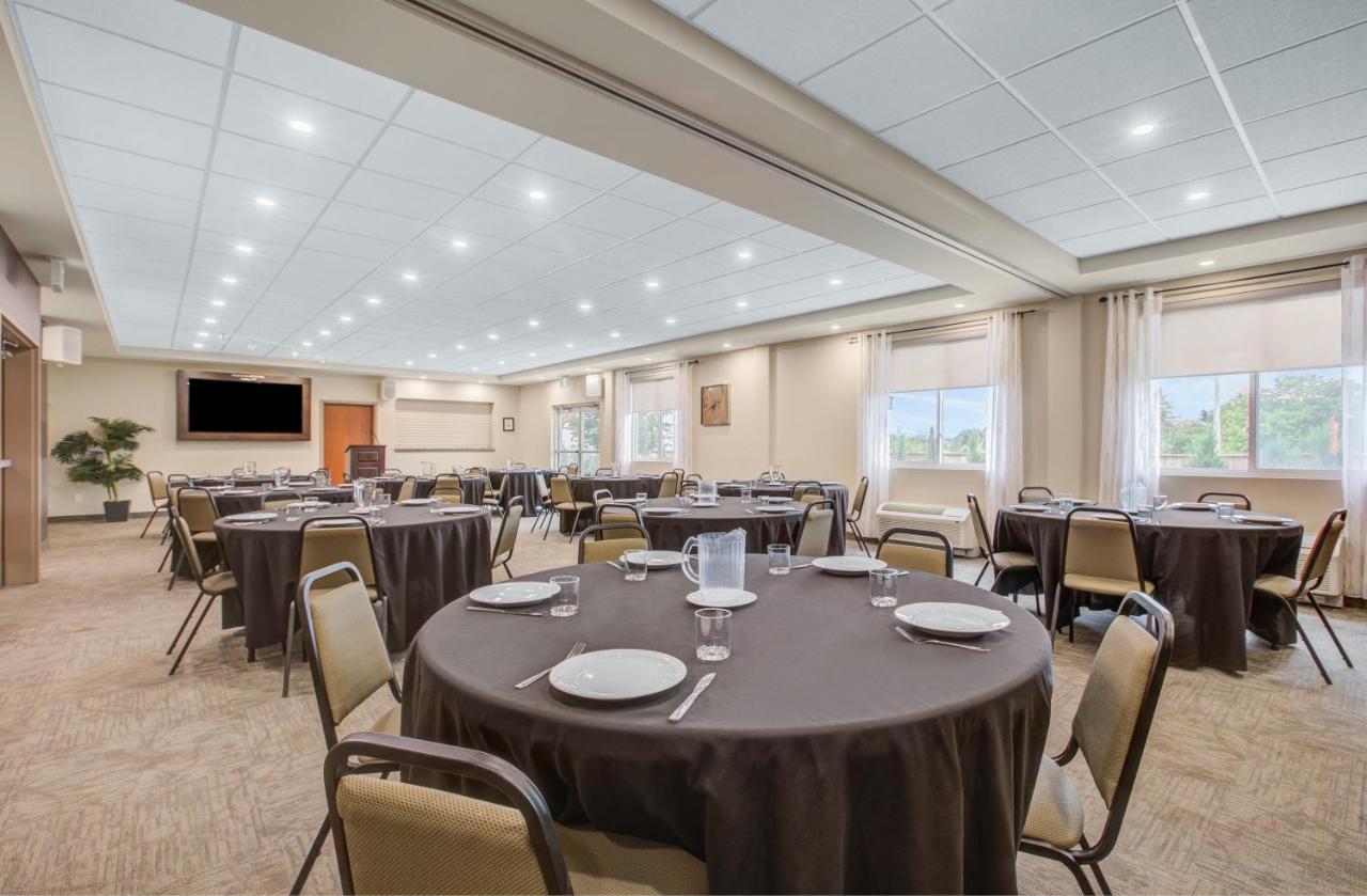 Days Inn & Suites By Wyndham Lindsay Luaran gambar